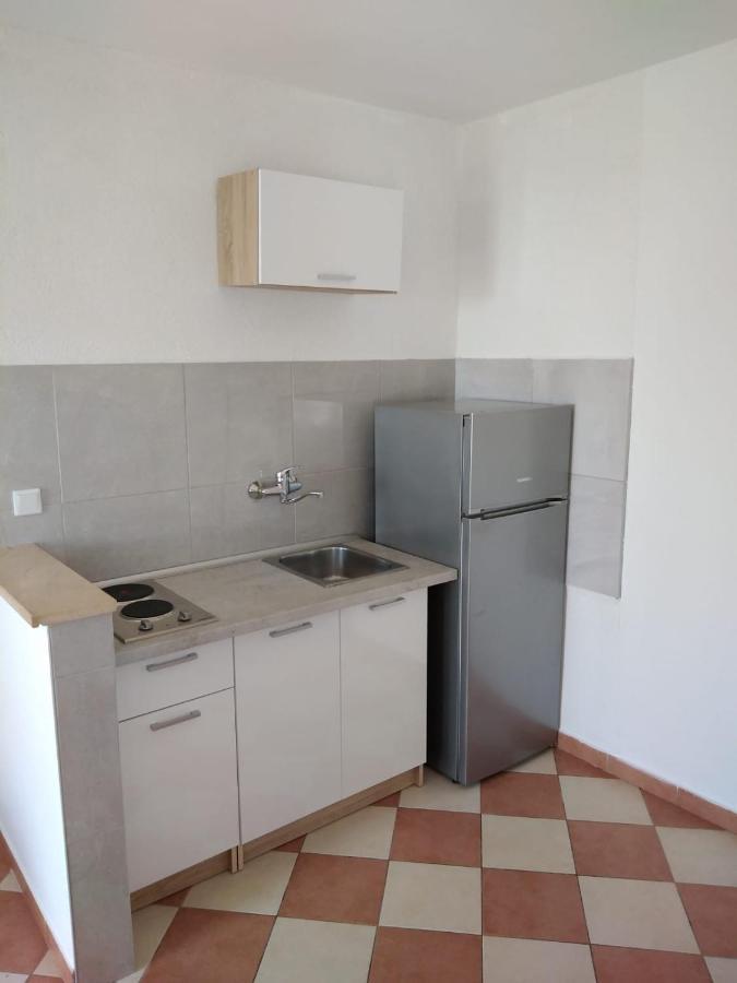 Apartmani Urlic سريسر الغرفة الصورة
