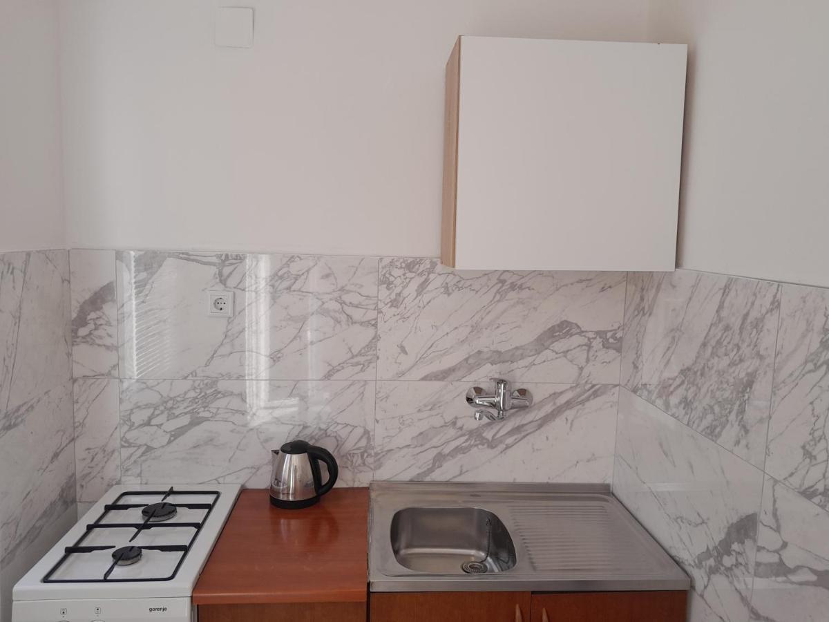 Apartmani Urlic سريسر المظهر الخارجي الصورة