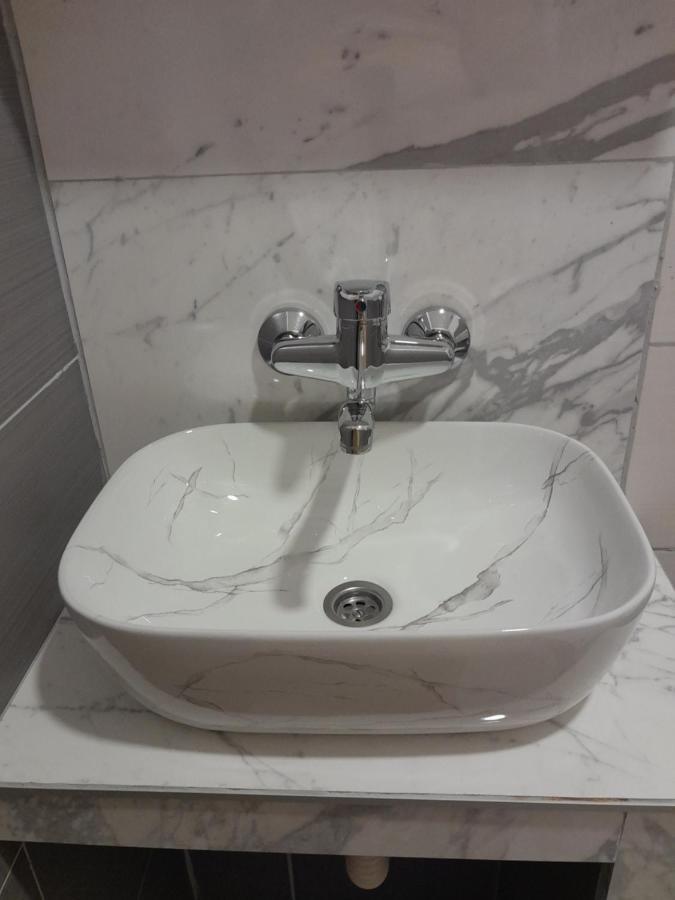 Apartmani Urlic سريسر المظهر الخارجي الصورة