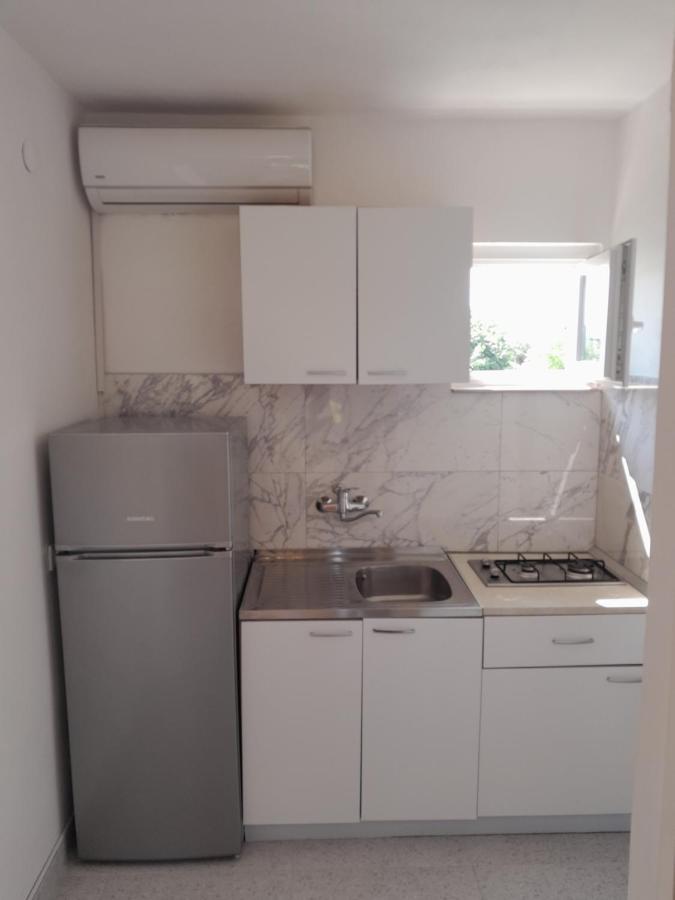 Apartmani Urlic سريسر المظهر الخارجي الصورة