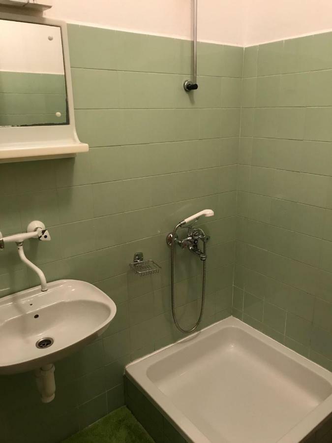 Apartmani Urlic سريسر المظهر الخارجي الصورة
